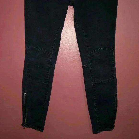 Madewell Skinny Jeans - Picture 3 of 7